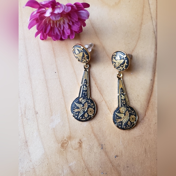 Vintage Handpainted Spanish Damascene Earrings - Picture 3 of 5